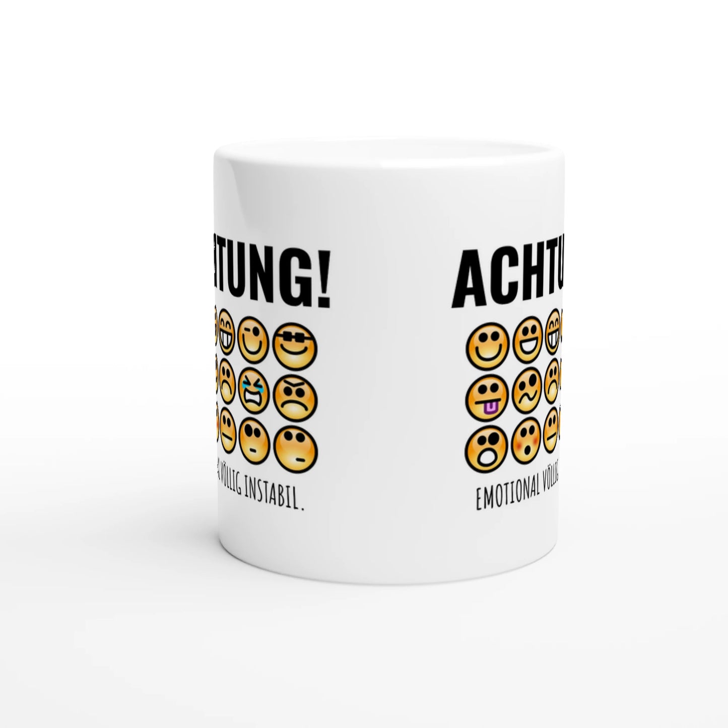 Weiße Keramiktasse mit Aufdruck "Achtung! Emotional völlig instabil" – Rundumsicht der Bürotasse von Vollzeitfrust
