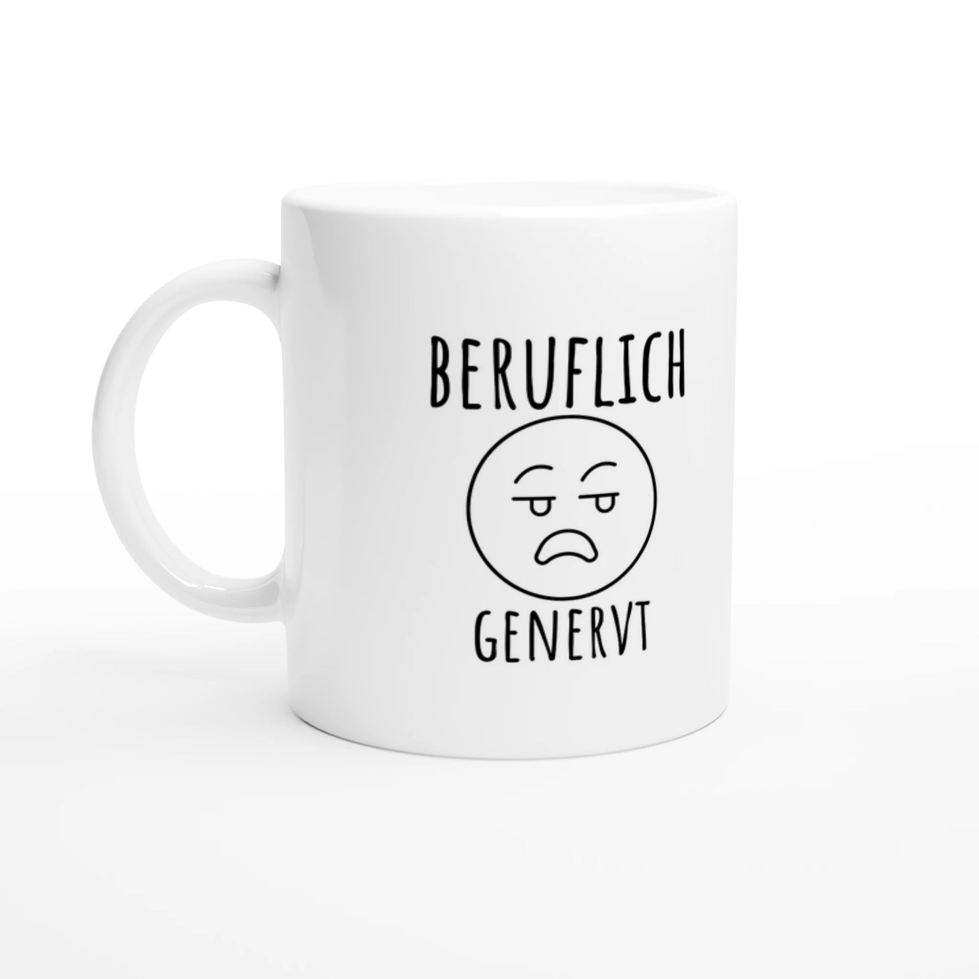 Weiße Keramiktasse 325 ml mit Aufdruck "Beruflich genervt" – Schreibtischtasse von Vollzeitfrust, Ansicht von links