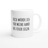 Weiße Keramiktasse 325 ml mit Aufdruck "Dich würde ich für meine Hand ins Feuer legen" – Schreibtischtasse von Vollzeitfrust, Ansicht von rechts