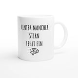 Weiße Keramiktasse 325 ml mit Aufdruck "Hinter mancher Stirn fehlt ein 🧠" – Schreibtischtasse von Vollzeitfrust, Ansicht von rechts
