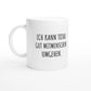 Weiße Keramiktasse 325 ml mit Aufdruck "Ich kann total gut mitmenschen umgehen" – Schreibtischtasse von Vollzeitfrust, Ansicht von links