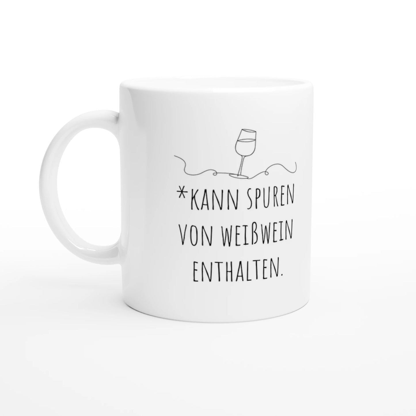 Weiße Keramiktasse 325 ml mit Aufdruck "*Kann Spuren von Weißwein enthalten" – Schreibtischtasse von Vollzeitfrust, Ansicht von links