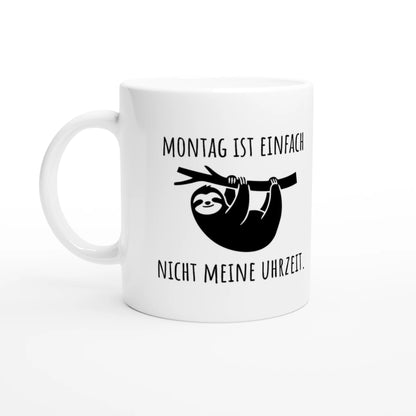 Weiße Keramiktasse 325 ml mit Aufdruck "Montag ist einfach nicht meine Uhrzeit" – Schreibtischtasse von Vollzeitfrust, Ansicht von links