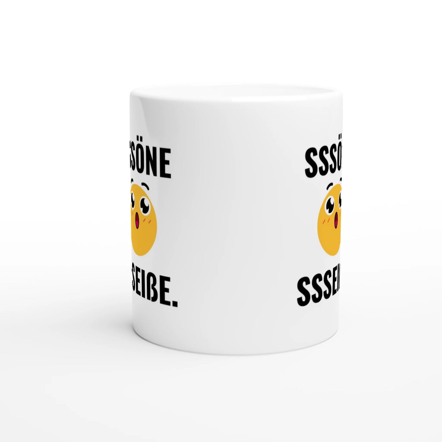 Weiße Keramiktasse mit Aufdruck "SSSöne SSSeiße" – Rundumsicht der Bürotasse von Vollzeitfrust
