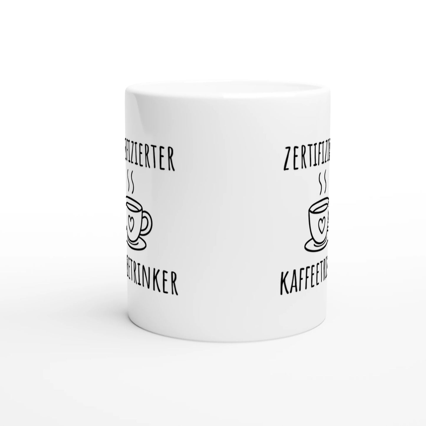 Weiße Keramiktasse mit Aufdruck "Zertifizierter Kaffeetrinker" – Rundumsicht der Bürotasse von Vollzeitfrust