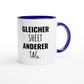 Zweifarbige Keramiktasse 325 ml mit Aufdruck "Gleicher Sheet. Anderer Tag" in Blau – Schreibtischtasse von Vollzeitfrust
