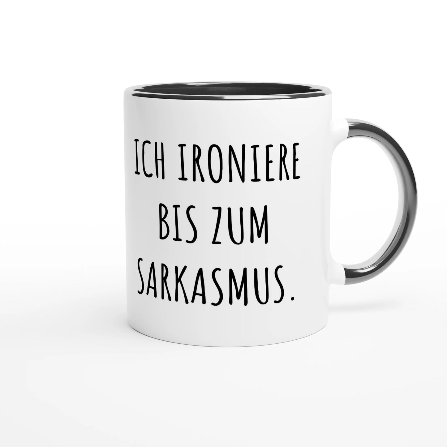 Zweifarbige Keramiktasse 325 ml mit Aufdruck "Ich ironiere bis zum Sarkasmus" in Schwarz – Schreibtischtasse von Vollzeitfrust
