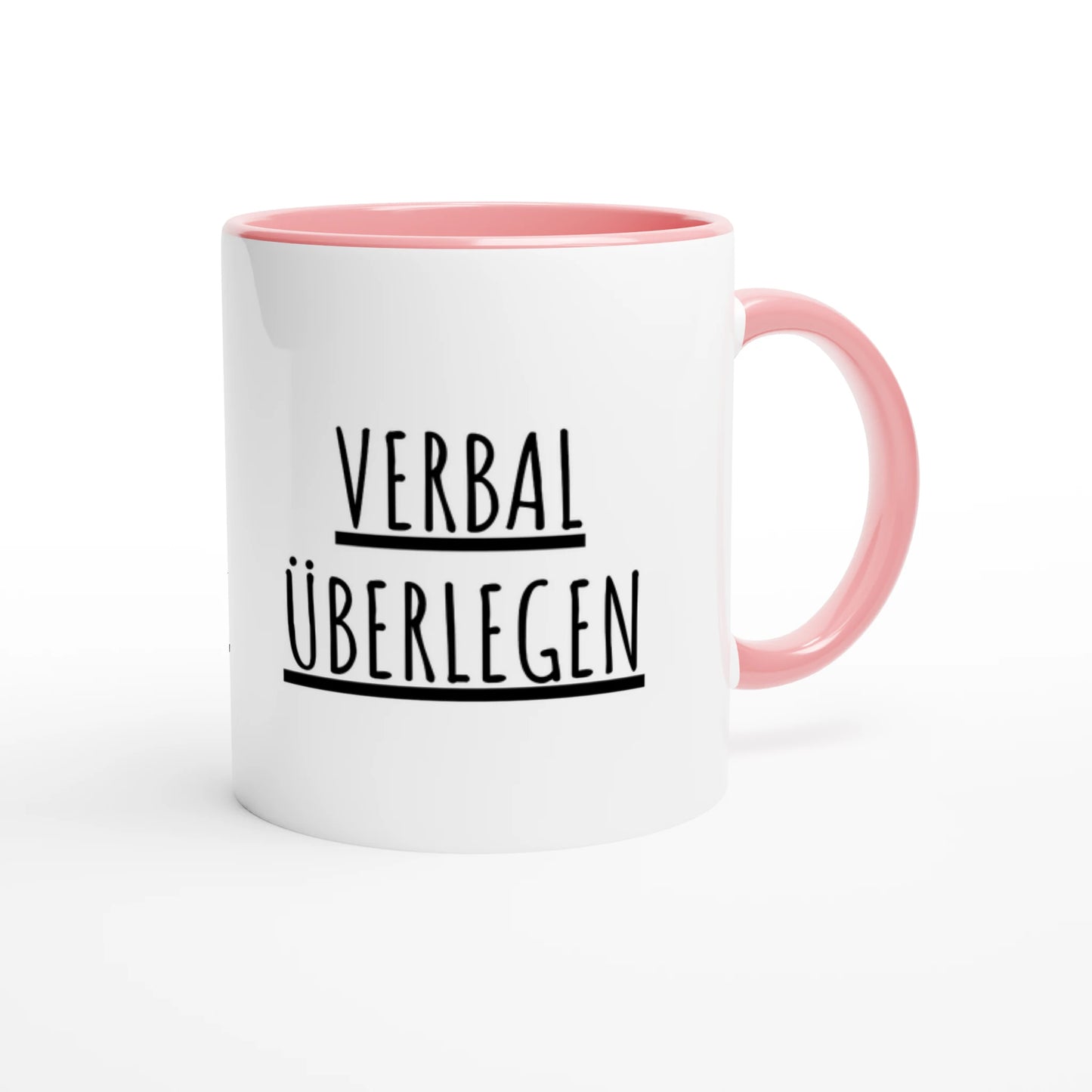 Zweifarbige Keramiktasse 325 ml mit Aufdruck "Verbal überlegen" in Rosa – Schreibtischtasse von Vollzeitfrust
